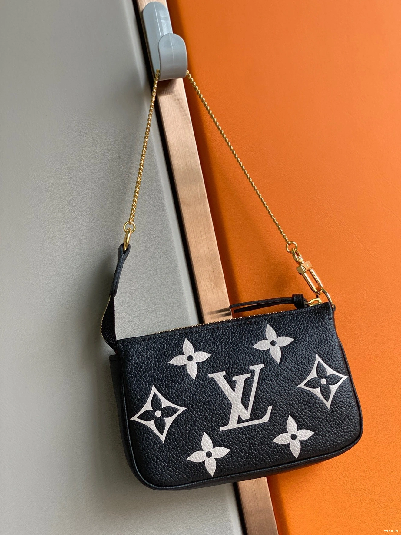 POCHETTE MINI LOUIS VUITTON ACCESSOIRES 0513